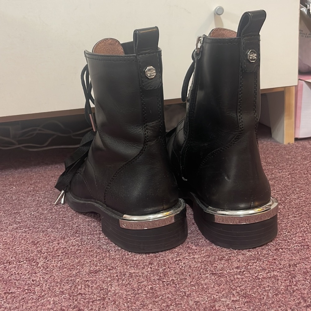 Booties - Picture 5 of 9